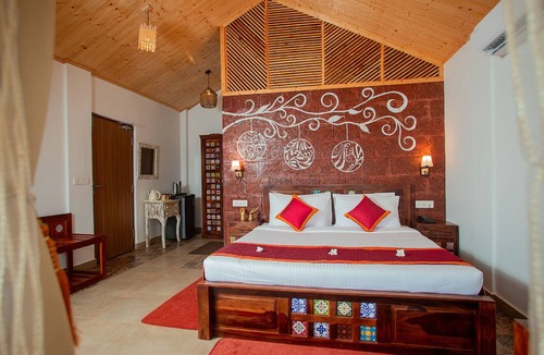 Arambol Bed & Breakfast | Veda5 Wellness Retreat & Spa