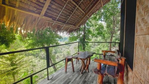 Iligan House | Venida Farms
