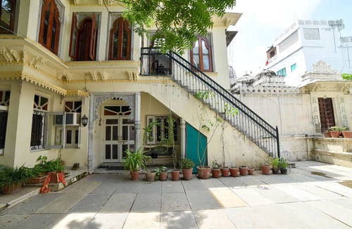 Udaipur City Centre Bed & Breakfast | Venus Heritage Homestay