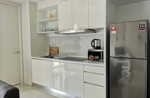 Cyberjaya Condo | VERDI #29 2BR 4PAX @ CYBERJAYA/100MBPS WIFI/KLIA