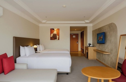 Iloilo City Proper Hotel | Vermillion Hotel