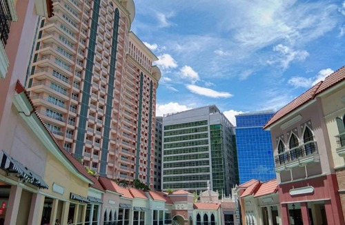 Pinagsama Apartment | Viceroy Residences