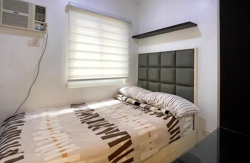 Pallocan Apartment | Victorian Charm, Modern Comfort - Near SM Batangas