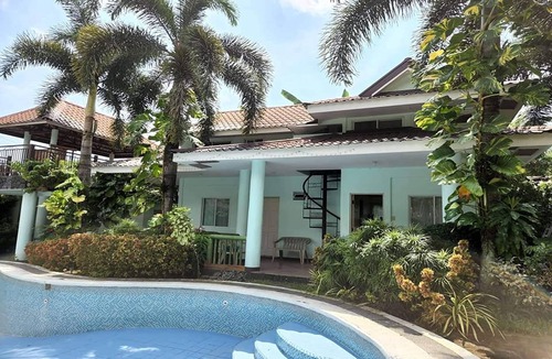 Tranca Villa | Villa Celine Laguna