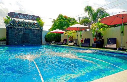 Palayan City Hotel | Villa Esmeralda Bryan's Resort Hotel and Restaurant