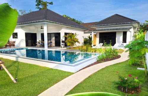 Khuekkhak Villa | Villa et Bungalow Baan Joan Khao Lak