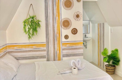 Pasay Villa | Villa Suite Room 2