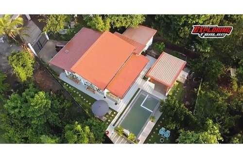 La Paz House | Villa w/nature’sView &Pool/bonfire/outside movie