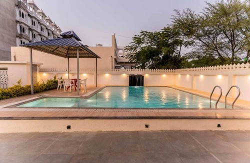 Gogunda Villa | Vinayak Retreat Villa 4BR Pvt Pool By Homeyhuts