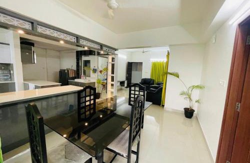 Nagampadam Apartment | VistaLux