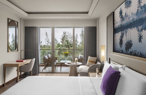 Caranzalem Hotel | Vivanta Goa, Miramar