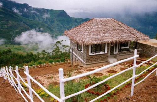 Kanthalloor House | Vrindhavan Farm Suites