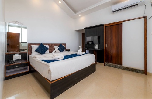 Saunta Vaddo Hotel | W.S BEACH RESORT & SPA