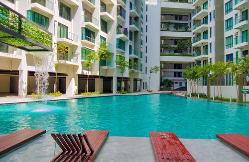 Seri Kembangan Condo | WarihHomestay 2 Bedroom Near UPM Serdang