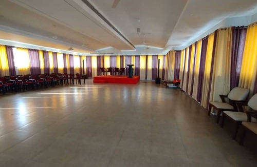 Thampanoor House | Welcome to our exquisite hotel suits nestled in the heart of Trivandrum