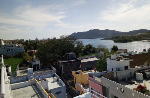 Lake Swaroop Sagar House | Welcome to one Home away from Home to discover real Indian hospitality