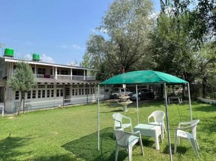 Nagin Bagh House | White House