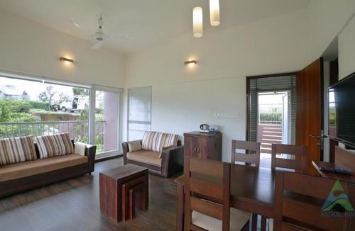 Elappara Resort | Wind Chimes by Astral Inn