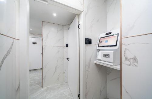 Tsim Sha Tsui House | Windsor Hella Inn