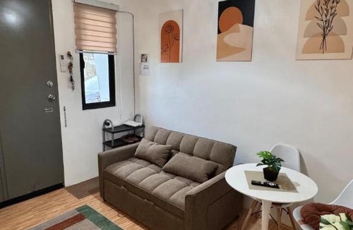Angeles City House | Xanders HomeStay SMDC Mabalacat
