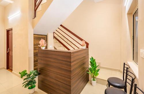 Shenoys Hotel | Yaad Residency