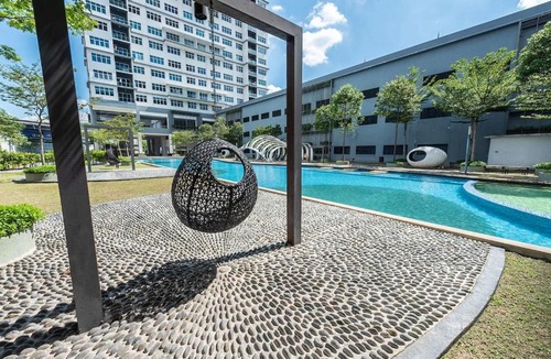Bandar Puchong Jaya Apartment | 阳光100 @ Cozy puchong sky.pod IOI mall for 8-10pax