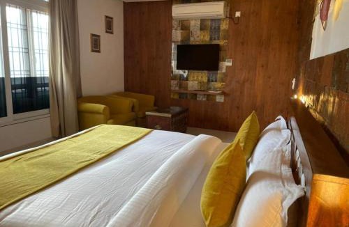 Gonda Resort | Yashmay Villa Club & Resort