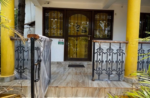 Anjuna Villa | Yellow Haven 4BR Villa in Goa by Homeyhuts