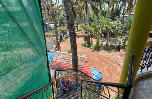 Anjuna Villa | Yellow Haven 4BR Villa in Goa by Homeyhuts