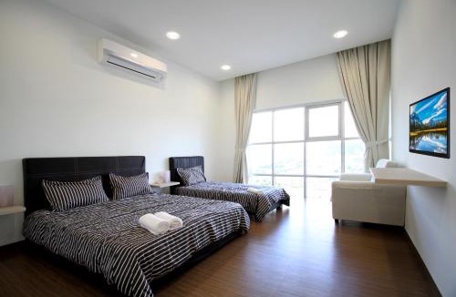 Sentul House | Zeta Desky