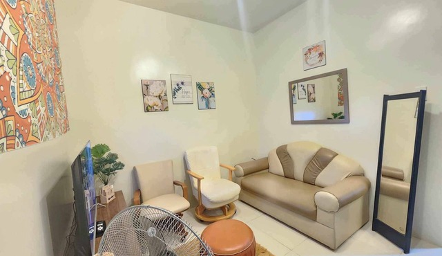 1 Bed Flat - Pool - Parking - Wifi