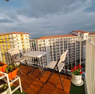 1123B FieldRes Condo by Bambie with wifi and drinking water
