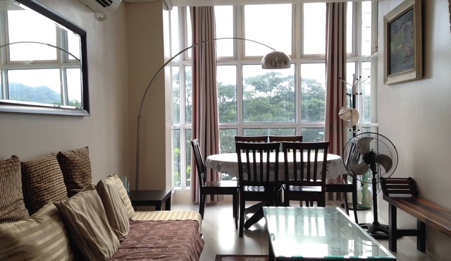 1BR Beachside Pico de Loro condo