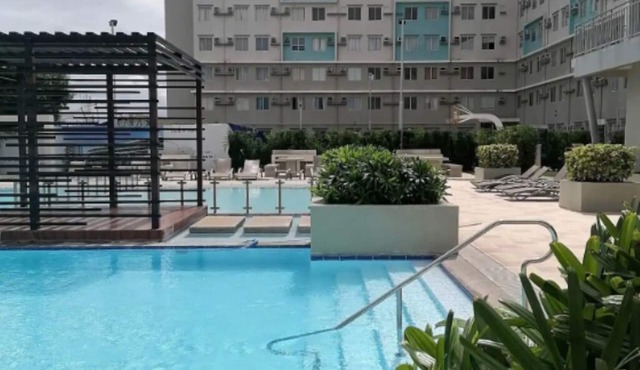 2BR Cozy Seaside Condo in Dumaguete
