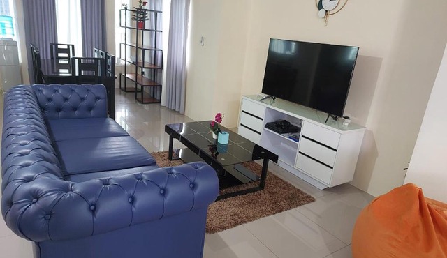 3 bed 3 bath Friendly, Friendship area, Fibre bdb