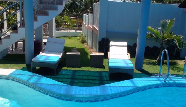 314 m2 high-end 2 storey house with private swimming pool. Obong, Dalaguete.
