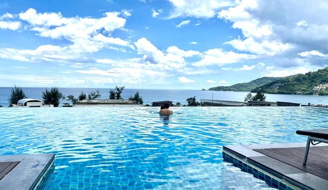 4605 - Studio with Balcony & Pool near Patong Beach