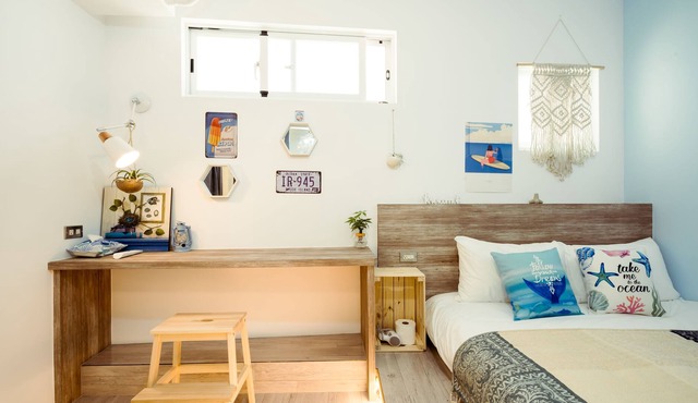 A Room Time