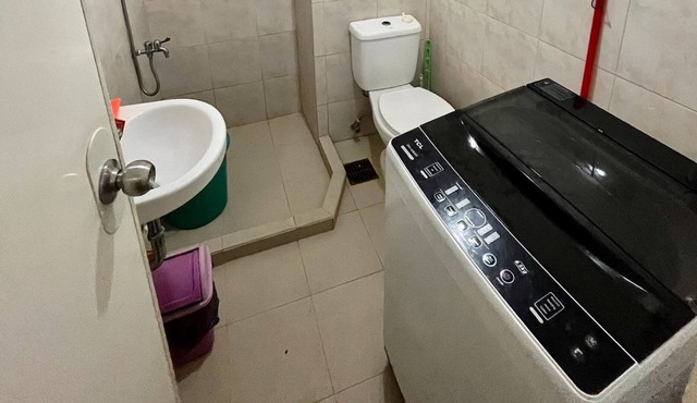 Affordable condominium nearest to airport and mall.