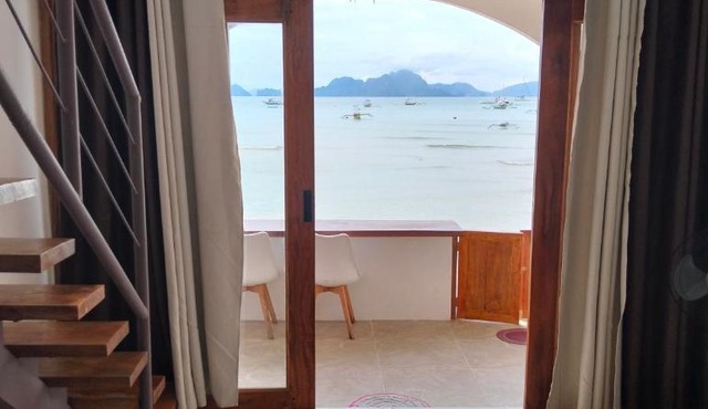 Alfa Beachfront Lofts