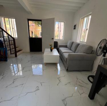 Anikas Transient House