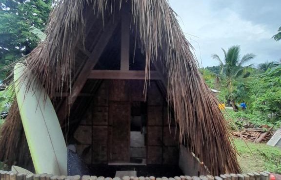 Apache surf villa
