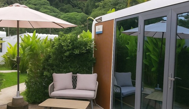 Apple House 1-Bedroom Cabin Peaceful Choeng Thale AC Prime Location Beach