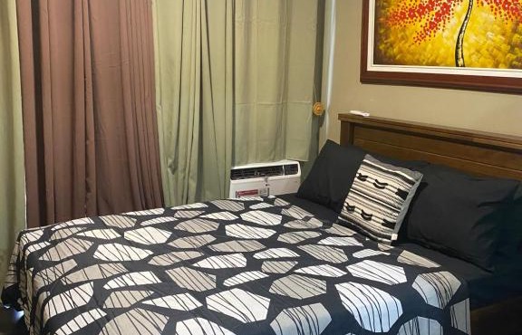 Azure Urban Staycation