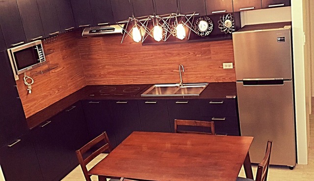 BACOLOD CITY CENTER SLEEK STUDIO DE LUXE