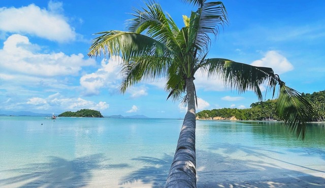Baia beachfront boutique lodge