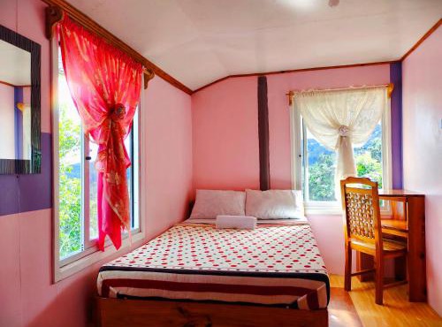 BANAUE EVERGREEN HOSTEL AND RESTAURANT