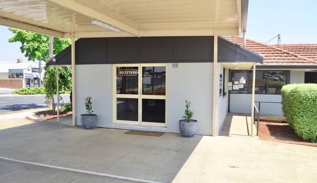 Bathurst Motor Inn