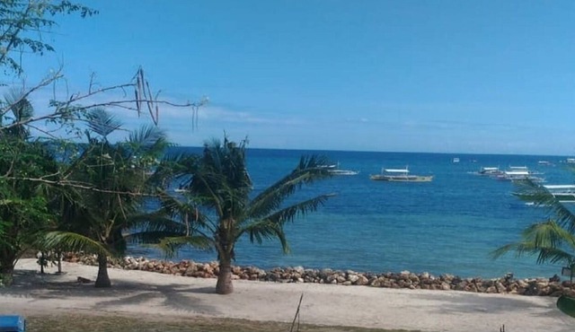 Beachfront House Near Alona