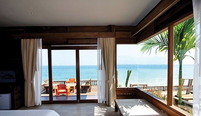 Beachfront Suite @Baan Ploy Sea
